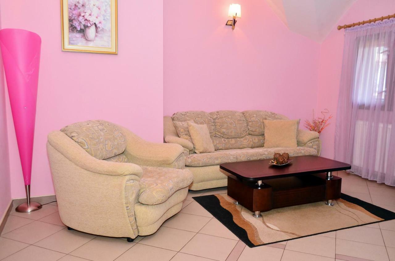 Family Hotel Maraya Arbanasi Ngoại thất bức ảnh
